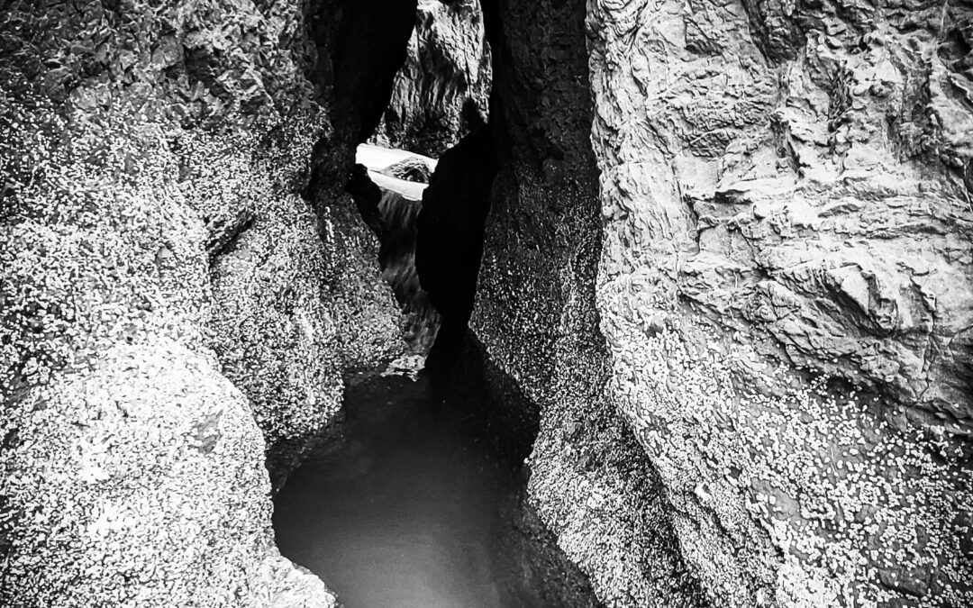 Face Rock Beach Sea Cave