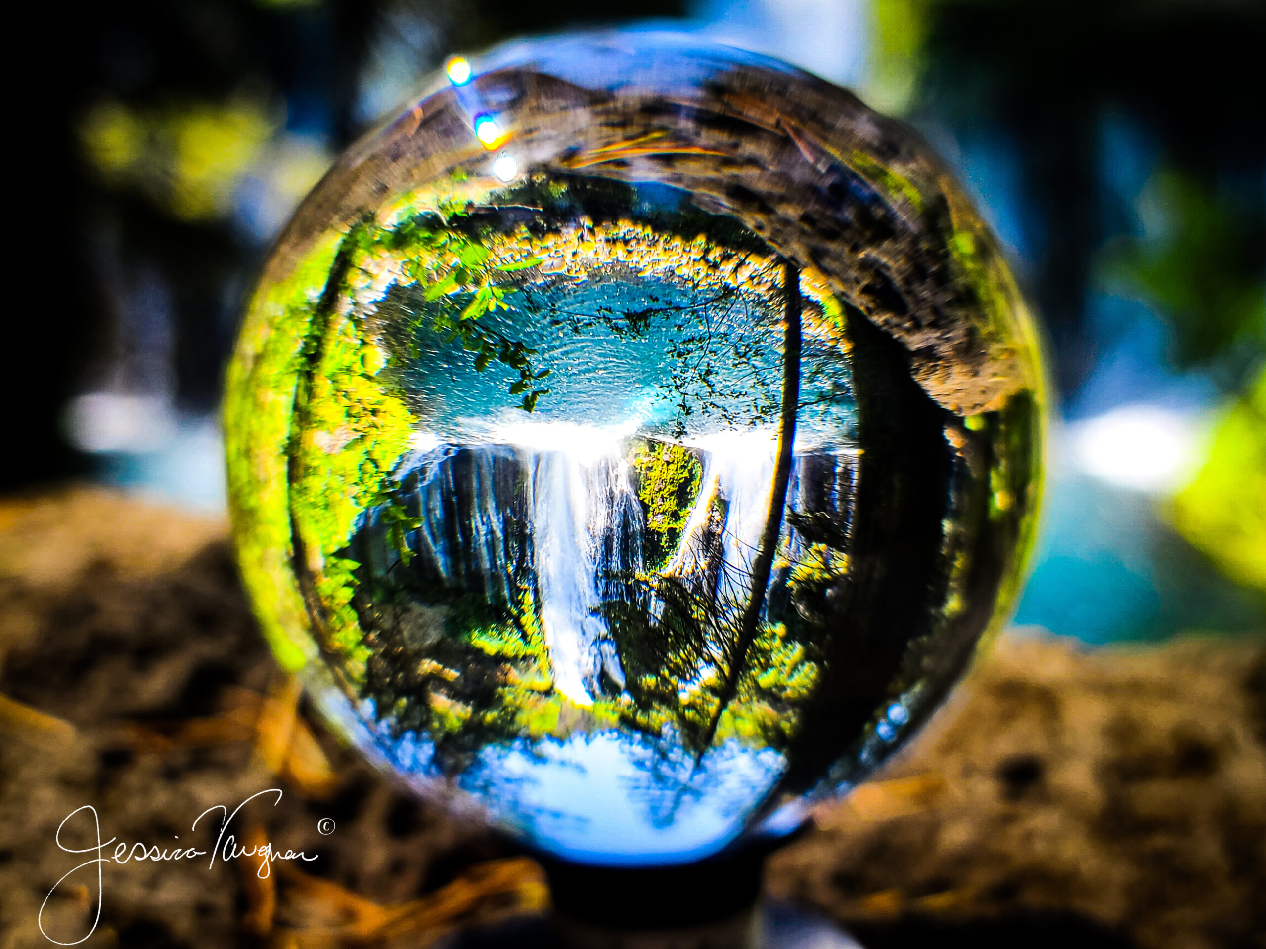 Bean & Leaf Cafe: McArthur-Burney Falls